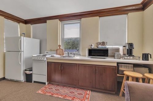 2620 10th Ave, Beaver Falls PA  15010-3711 exterior