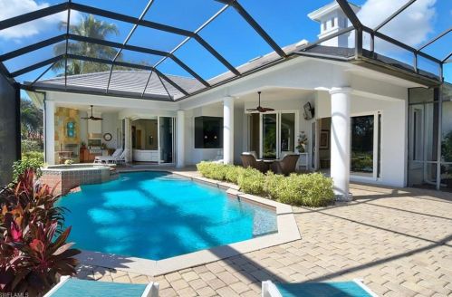 2906 Leonardo Ave, Naples, FL 34119-7723
