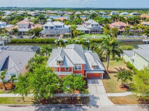 616 Mirabay Blvd, Ruskin, FL 33572-3378