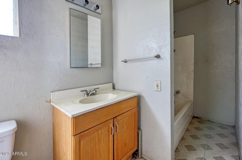 305 2nd St, Sierra Vista AZ  85635-1830 exterior