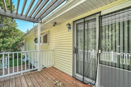 3 Alvin Ct, Poughkeepsie NY  12603-6126 exterior