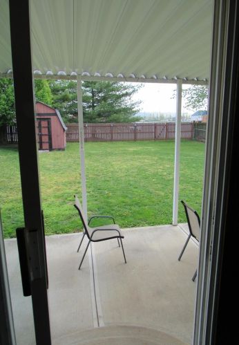 1379 Stone Dr, New Haven OH  45030-2029 exterior