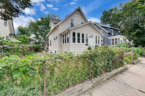 215 36th St, Minneapolis, MN 55408-4541