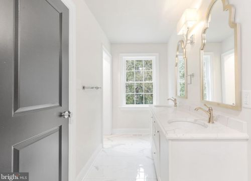 43 Paschall Rd, Wilmington DE  19803-4943 exterior