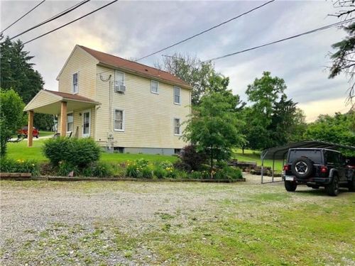 200 Roosevelt Ave, Bentleyville, PA 15314-1151