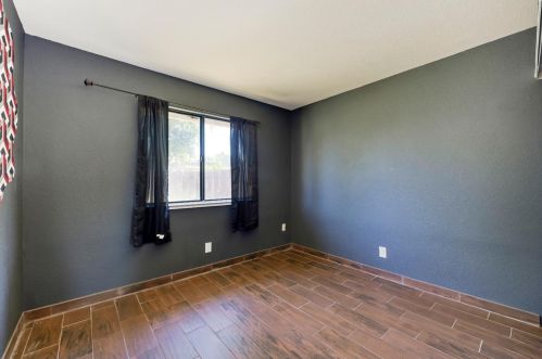 213 Quadra Ave, Rio Linda CA  95673-3338 exterior