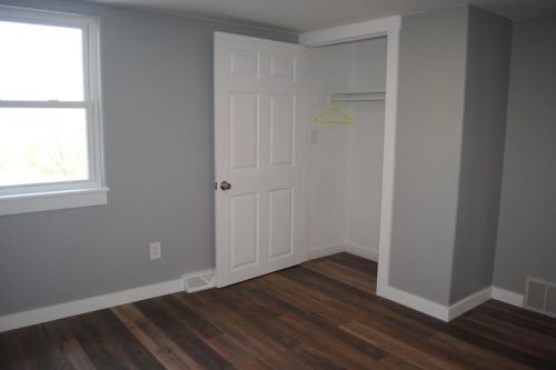 317 Trailer Blvd, New Kensington PA  15068-3946 exterior