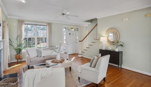 1089 Otter Cir, Beaufort SC  29902-5861 exterior