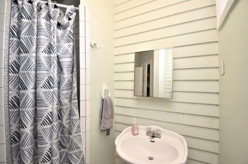 214 Ferry Rd, Galveston TX  77550-5155 exterior