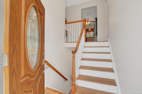 63 Brookside Rd, Mahopac, NY 10541-4308