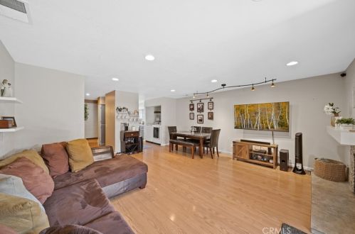 71 Center St, Redlands CA  92373-8174 exterior