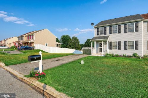 22 Vickilee Dr, Longlevel, PA 17368-9147