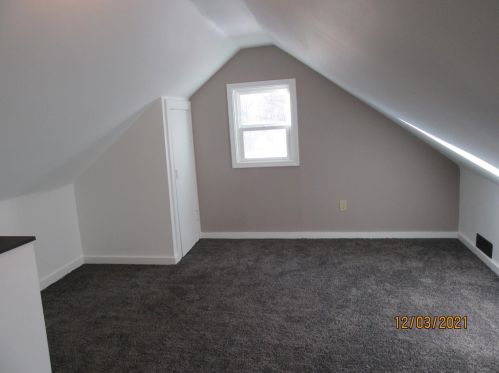 421 Liberty St, Hobart IN 46342-4645 exterior