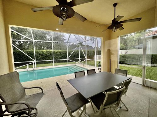 2028 Valencia Dr, Delray Beach FL  33445-5326 exterior