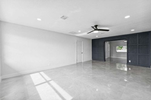 815 Jasmine Dr, West Palm Beach FL  33403-2106 exterior