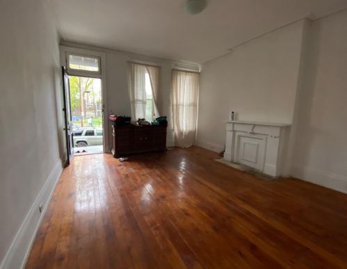 1504 Chase Ave, Cincinnati, OH 45223-2121