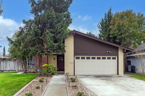 264 Los Palmos Way, San Jose, CA 95119-1418