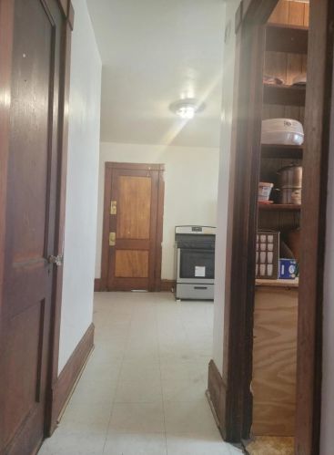 1738 34, Milwaukee WI 53215-2301 exterior