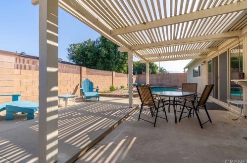 1954 Claudia Ave, Simi Valley CA 93065-3642 exterior