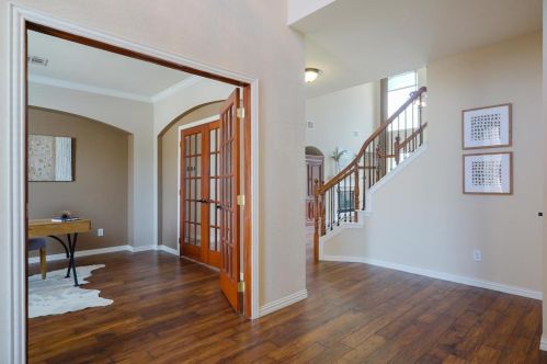 5216 Water Oak Dr, Lewisville TX  75028-1099 exterior