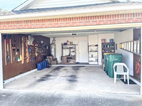 911 Claeven Cir, Fort Walton Beach, FL 32547-4257