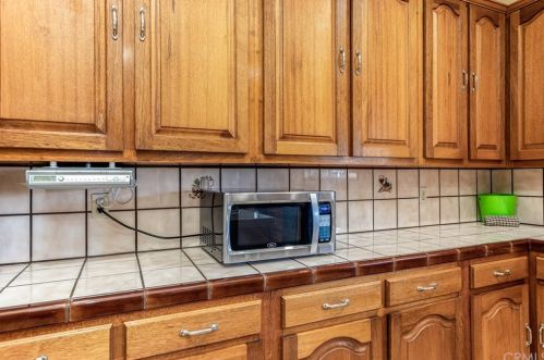 12070 Morning Ave, Downey CA  90242-2324 exterior