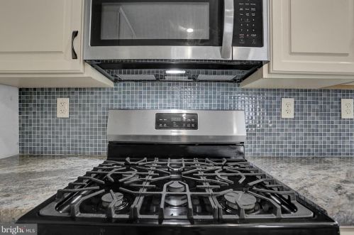 5 Laurie Dr, Lees Cross Roads PA  17257-8150 exterior