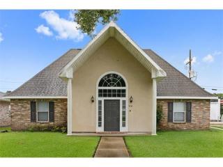 116 Lakewood Dr, Luling LA  70070-6114 exterior