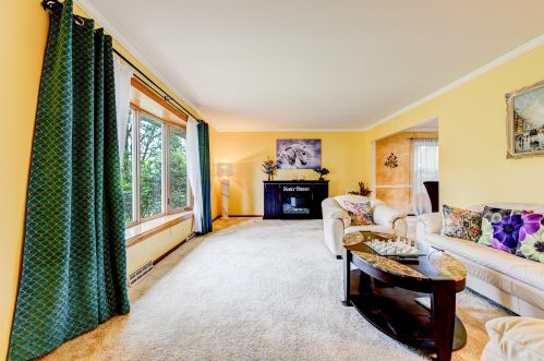 12510 Portland Ave, Thiensville WI  53092-2633 exterior