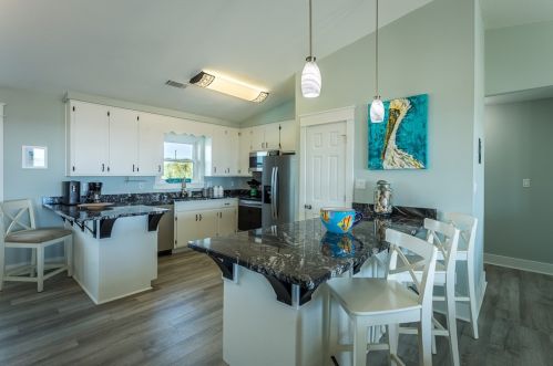 433 Gorrie Dr, Saint George Island FL  32328-3012 exterior