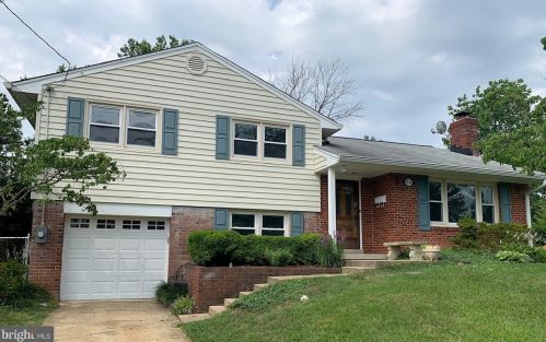 5214 Montgomery St, Springfield VA  22151-3743 exterior