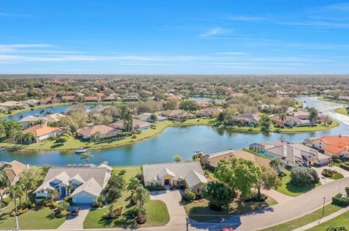 11708 Longshore Way, Naples, FL 34119-8830