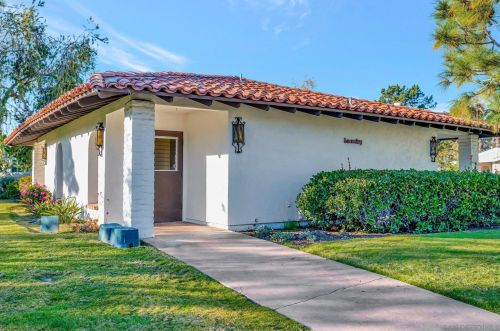 5232 Don Valdez Dr, Carlsbad CA  92010-3953 exterior
