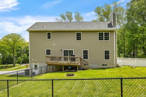 437 Depot Hill Rd, Poughquag NY  12570-5765 exterior