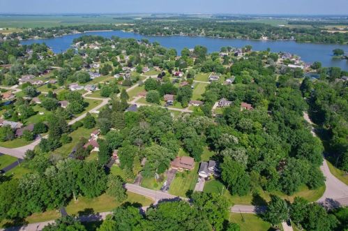 1955 Choctaw Dr, London OH  43140-8733 exterior