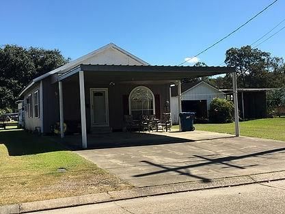 818 Morton St, Jennings, LA 70546-4850