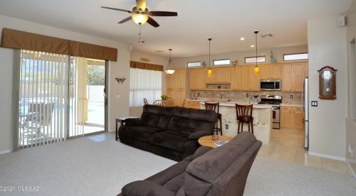 7643 Talavera Way, Tucson AZ 85743-1128 exterior