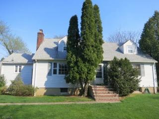 521 Beverwyck Rd, Parsippany NJ  07054-3327 exterior