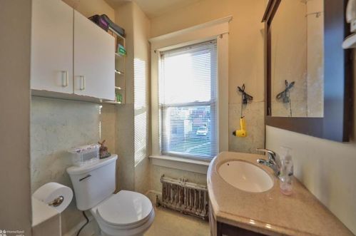 726 Milton St, Easton PA  18042-6366 exterior