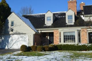 938 Shaker Cir, Thiensville, WI 53092-6032