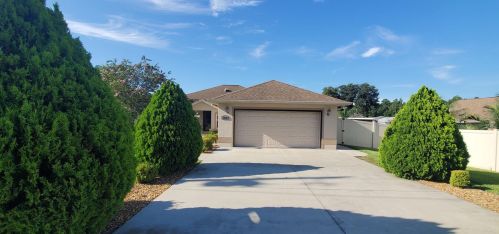 8520 158th St, Summerfield, FL 34491-5574