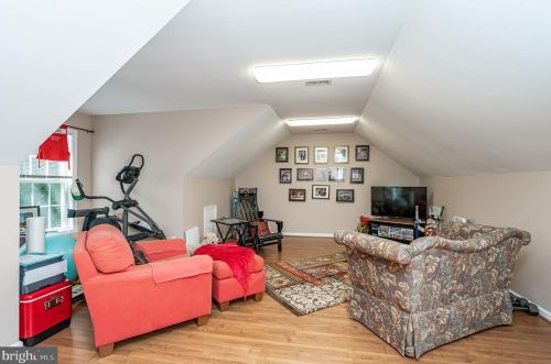 117 Riverside Dr, Bybee VA  22963-2020 exterior