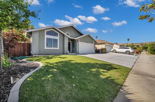 3311 Rocky Mountain Dr, San Jose, CA 95127-4843