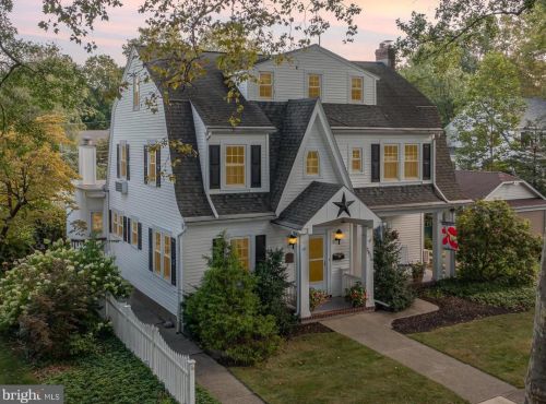 2416 Harvard Ave, Camp Hill, PA 17011-5333