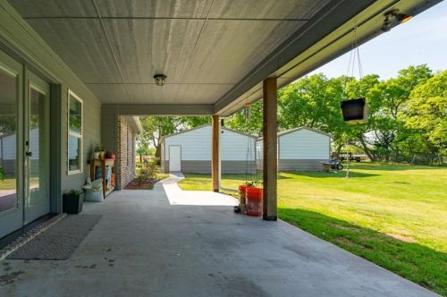 7602 Gussie Nell Davis Dr, Greenville TX  75402-4783 exterior