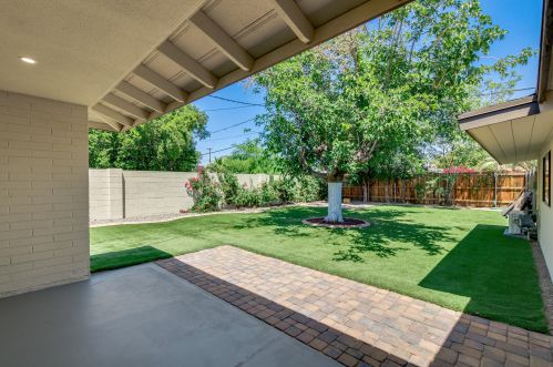 2902 18th Ave, Phoenix AZ  85015-6118 exterior