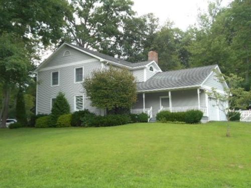 301 Ridgewood Rd, Shippenville, PA 16254-8719