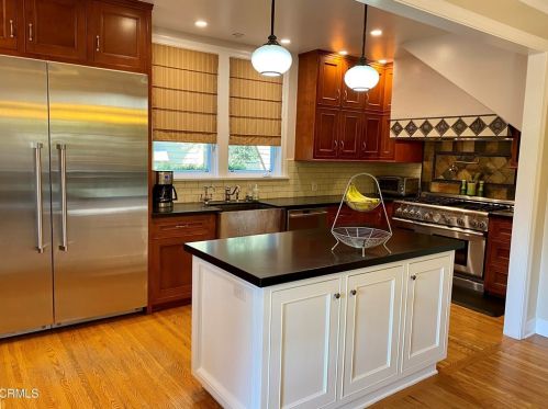 1205 Oak St, South Pasadena CA  91030-4416 exterior