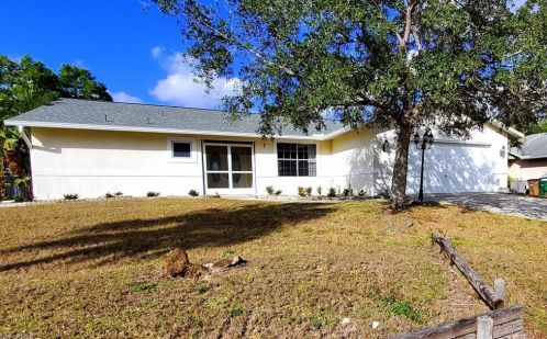 125 27th Ter, Cape Coral, FL 33904-2730