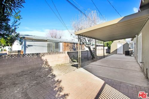 327 Oakhurst Dr, San Jacinto CA  92583-4715 exterior